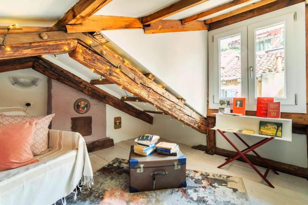 Ca 3 Leoni - Romantic House In The Heart Of * Venedig